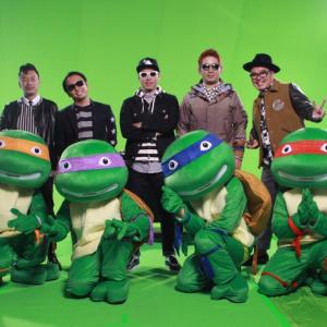 メイキング映像に働くカメの姿 Rip Slymeのミュージック ビデオでタートルズが撮影スタッフに ガジェット通信 Getnews